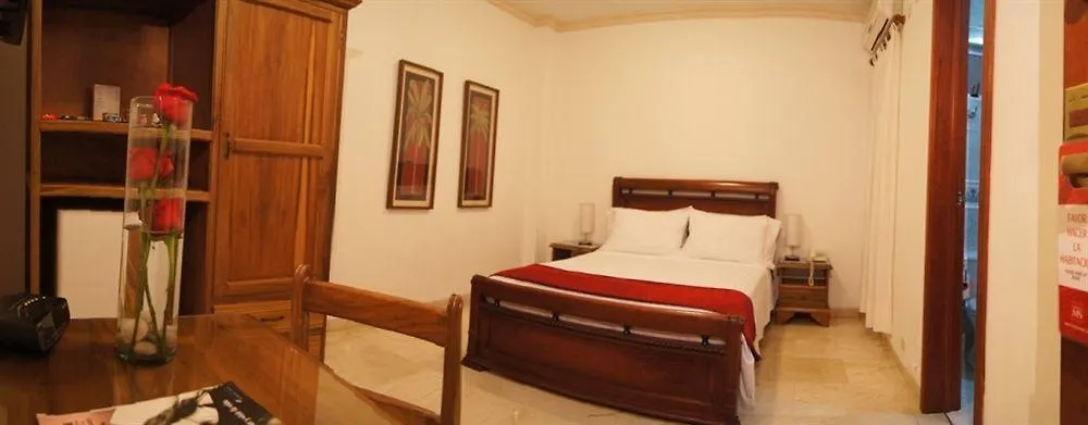 Hotel Castellana Real Cali 3*,
