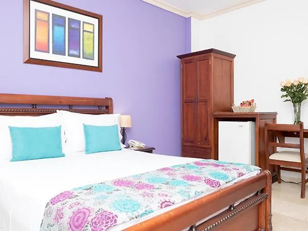 Hotel Castellana Real Cali